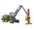 Abatteuse JOHN DEERE 1270G avec tronc BRUDER 02135